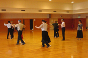 初級・中級社交ダンス教室