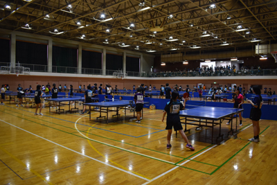 令和７年度厚木市中学生卓球大会　試合風景